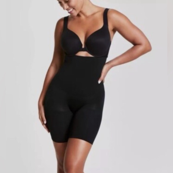 SPANX Other - Red Hot Label by SPANX Sz M Mid Thigh High Waist Shaper -Black